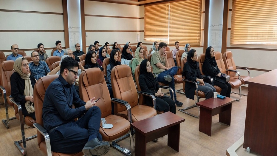 برگزاری برنامه آموزش مداوم «مواد بایوسرامیک در اندودانتیکس بالینی در دانشگاه 